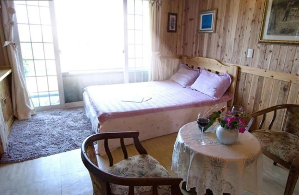 ** Resort Ebbnsae Pension Jeju South Korea