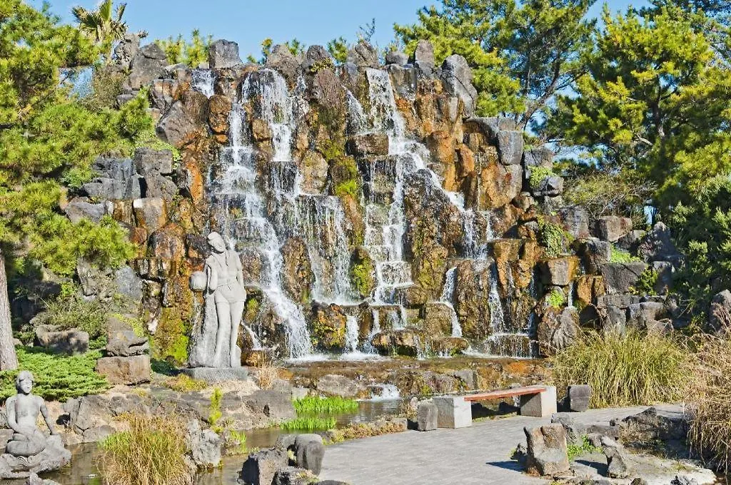 Resort Ebbnsae Pension Jeju