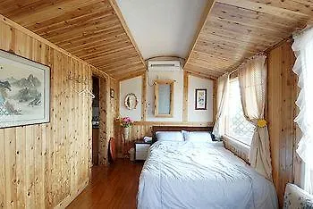 Resort Ebbnsae Pension Jeju
